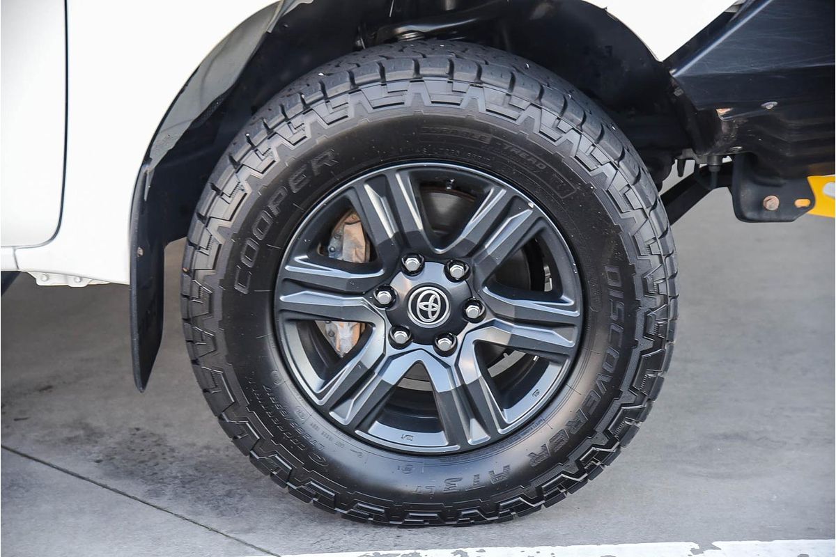 2022 Toyota Hilux SR GUN126R 4X4