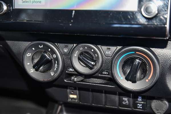 2022 Toyota Hilux SR GUN126R 4X4