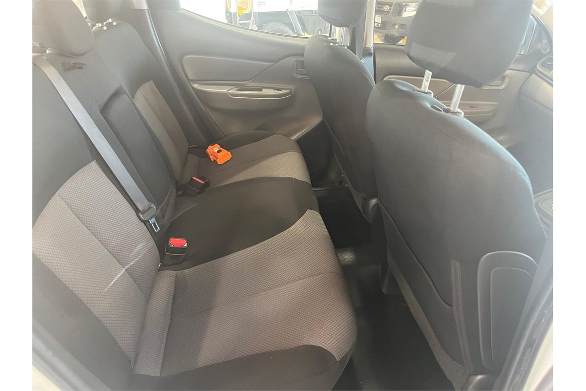 2017 Mitsubishi Triton GLX MQ Rear Wheel Drive