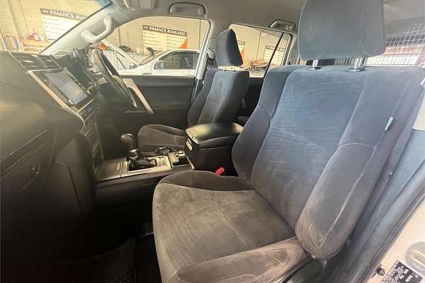 2022 Toyota Landcruiser Prado GX GDJ150R