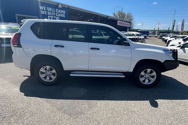 2022 Toyota Landcruiser Prado GX GDJ150R