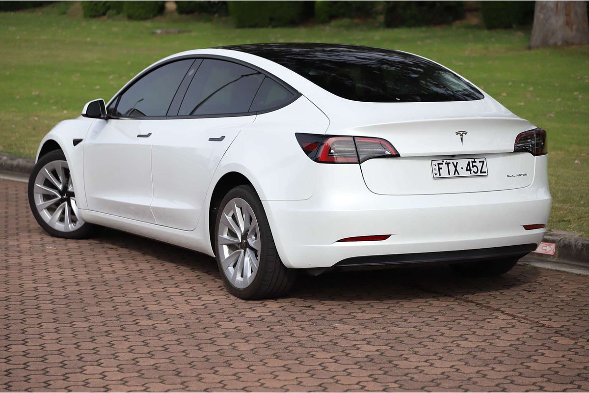 2022 Tesla Model 3 Long Range