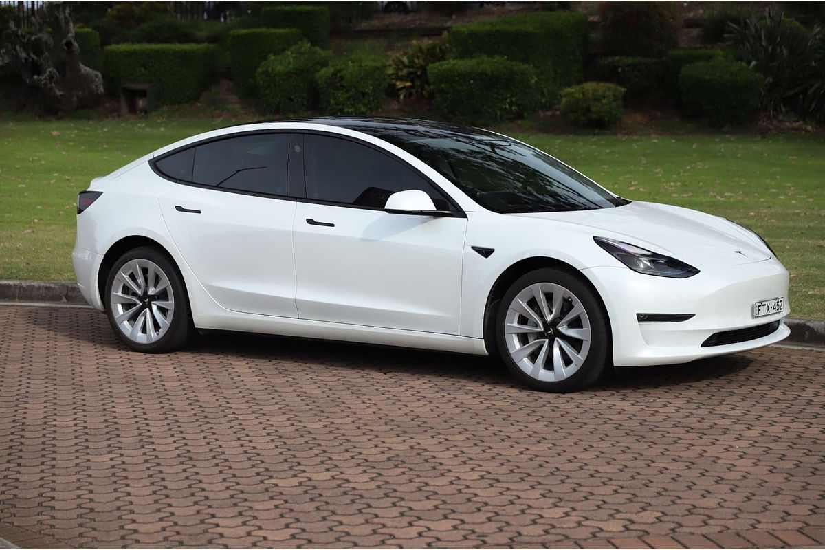 2022 Tesla Model 3 Long Range