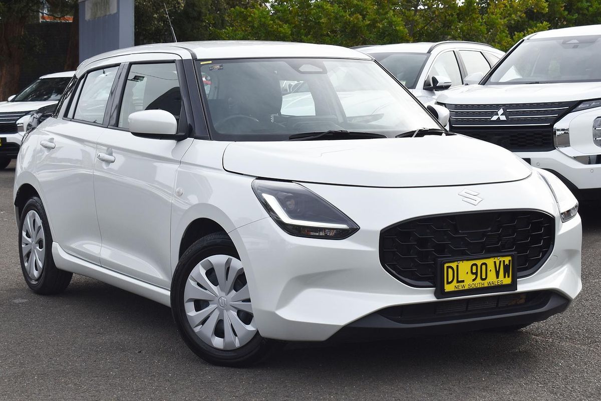 2024 Suzuki Swift Hybrid UZ