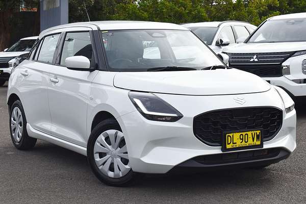 2024 Suzuki Swift Hybrid UZ