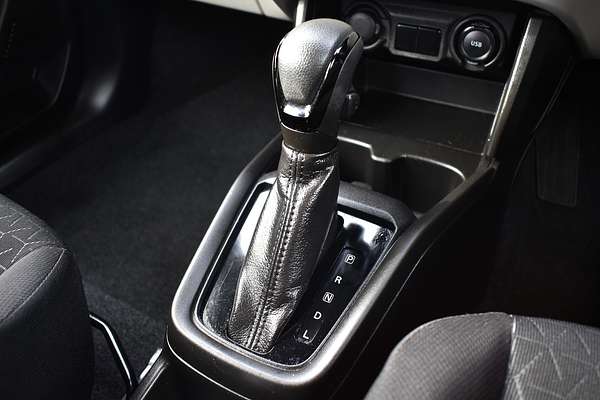 2024 Suzuki Swift Hybrid UZ