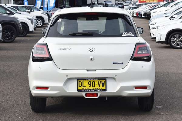 2024 Suzuki Swift Hybrid UZ