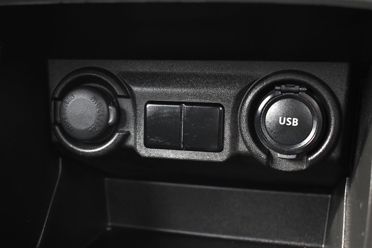 2024 Suzuki Swift Hybrid UZ