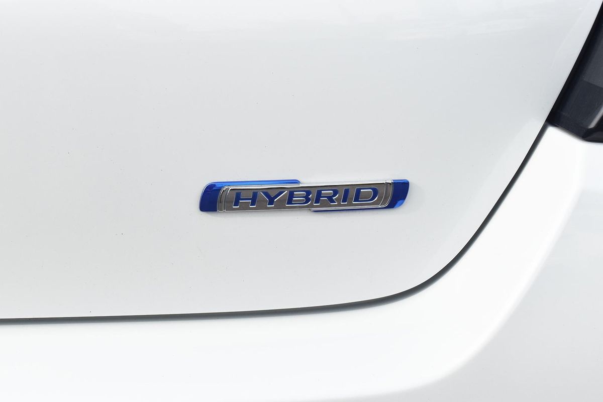 2024 Suzuki Swift Hybrid UZ