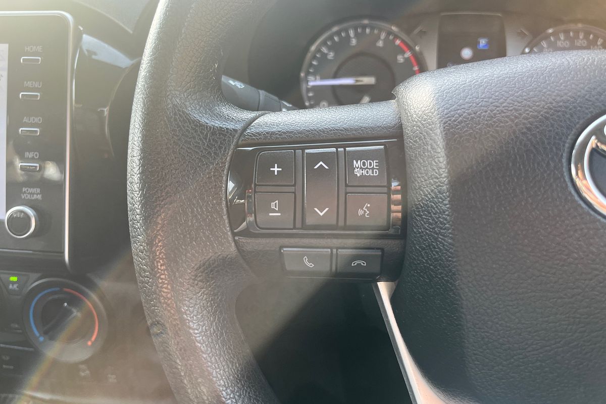 2021 Toyota Hilux SR GUN126R 4X4