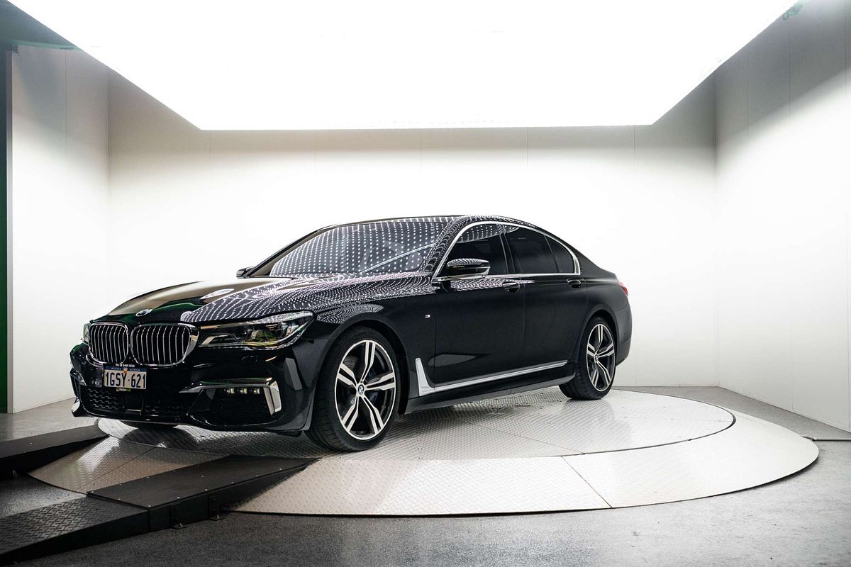 2019 BMW 7 Series 740i G11