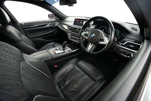 2019 BMW 7 Series 740i G11