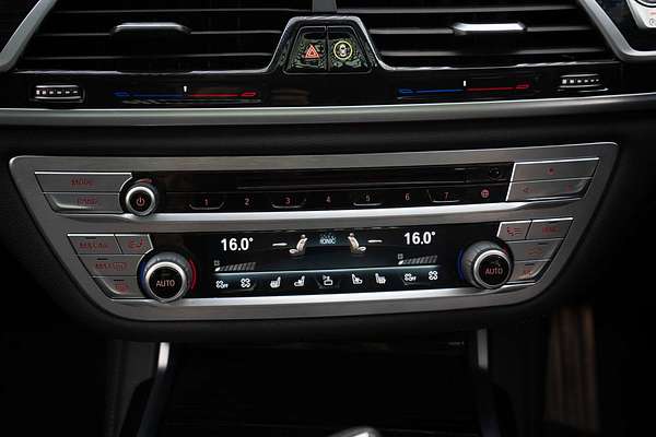 2019 BMW 7 Series 740i G11