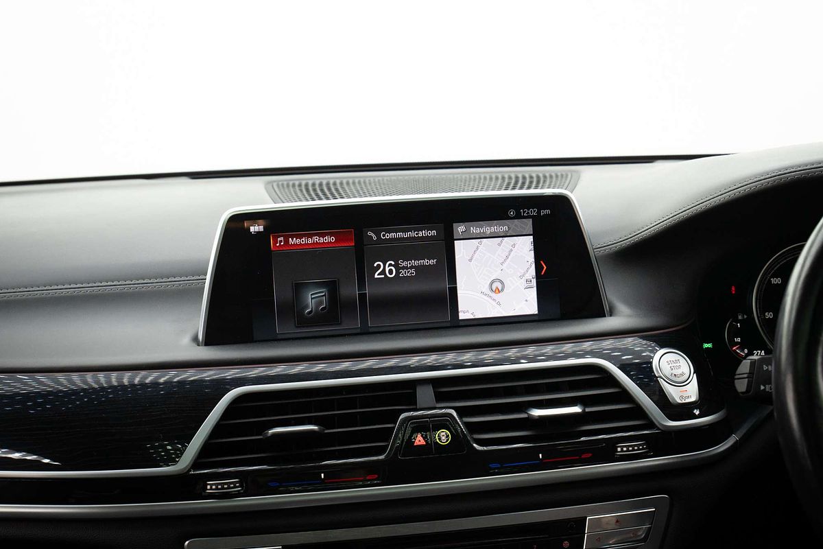 2019 BMW 7 Series 740i G11