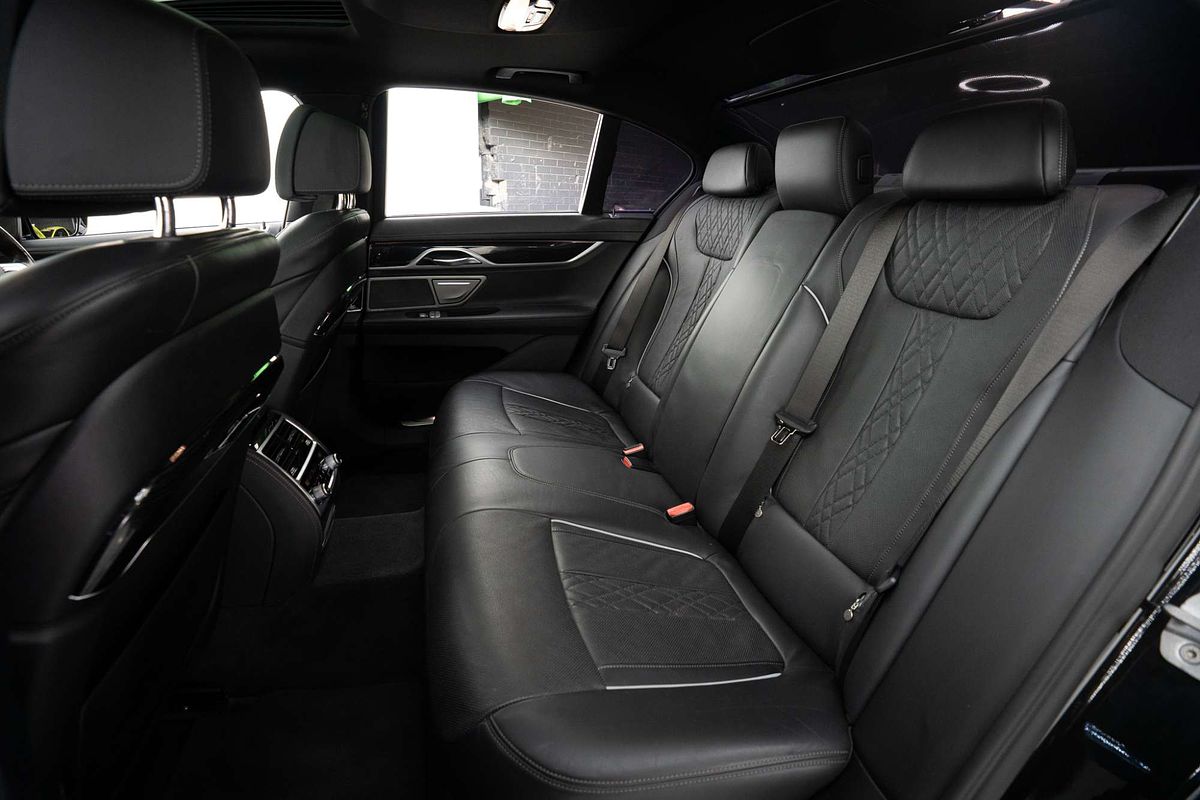 2019 BMW 7 Series 740i G11