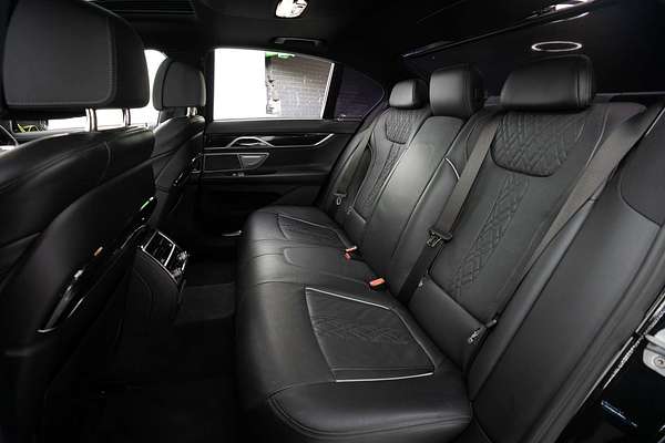 2019 BMW 7 Series 740i G11