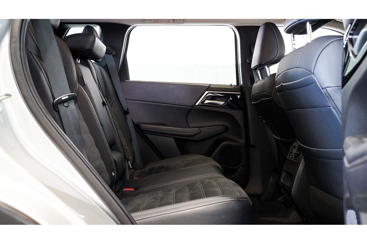 2023 Mitsubishi Outlander PHEV Aspire ZM