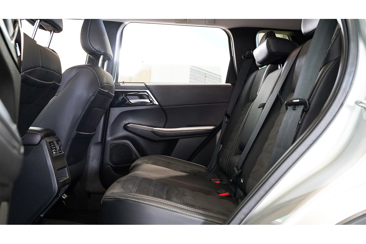 2023 Mitsubishi Outlander PHEV Aspire ZM