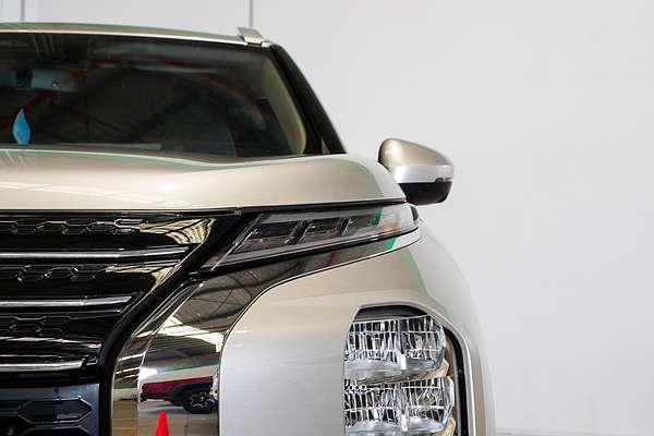 2023 Mitsubishi Outlander PHEV Aspire ZM