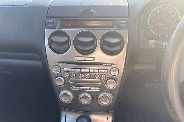 2003 Mazda 6 Luxury Sports GG Series 1