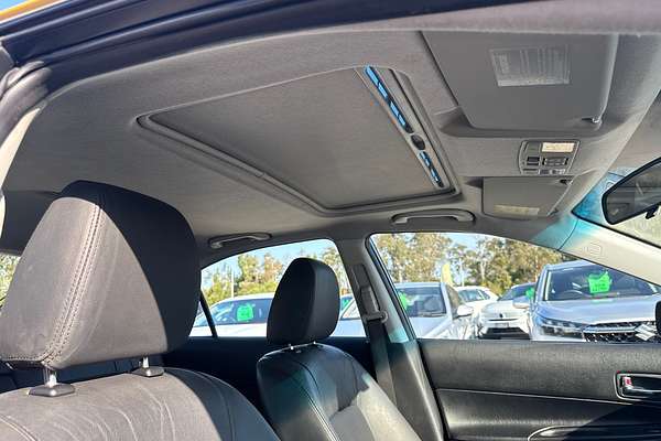 2003 Mazda 6 Luxury Sports GG Series 1