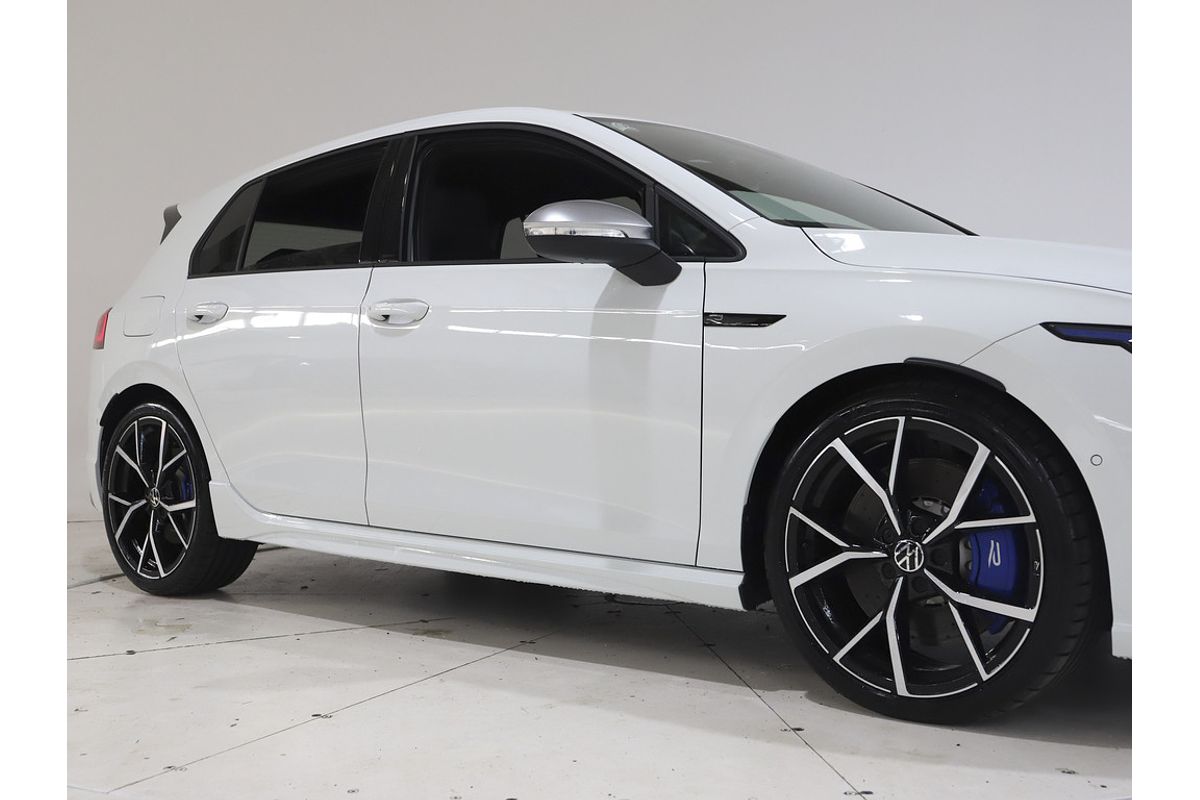 2024 Volkswagen Golf R 8