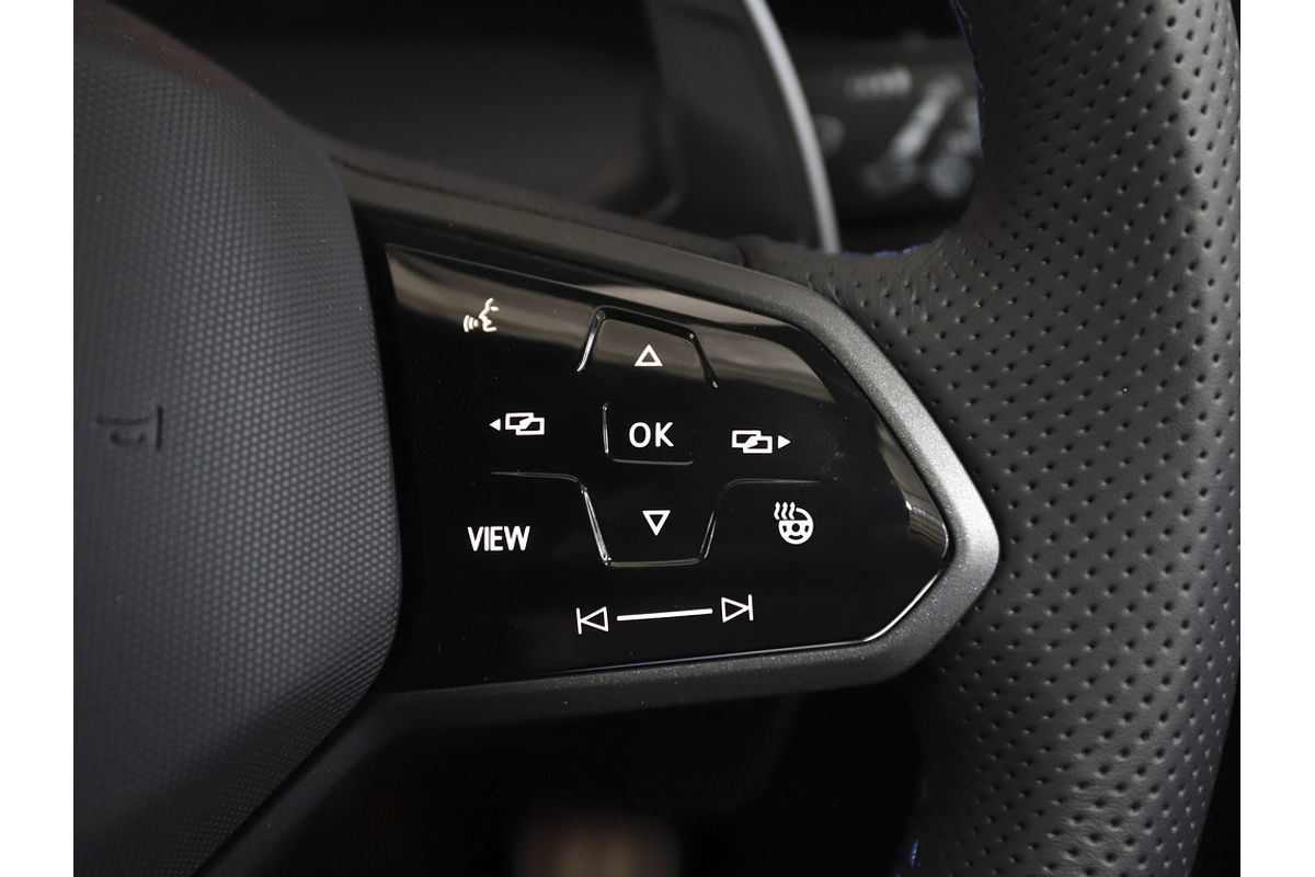 2024 Volkswagen Golf R 8