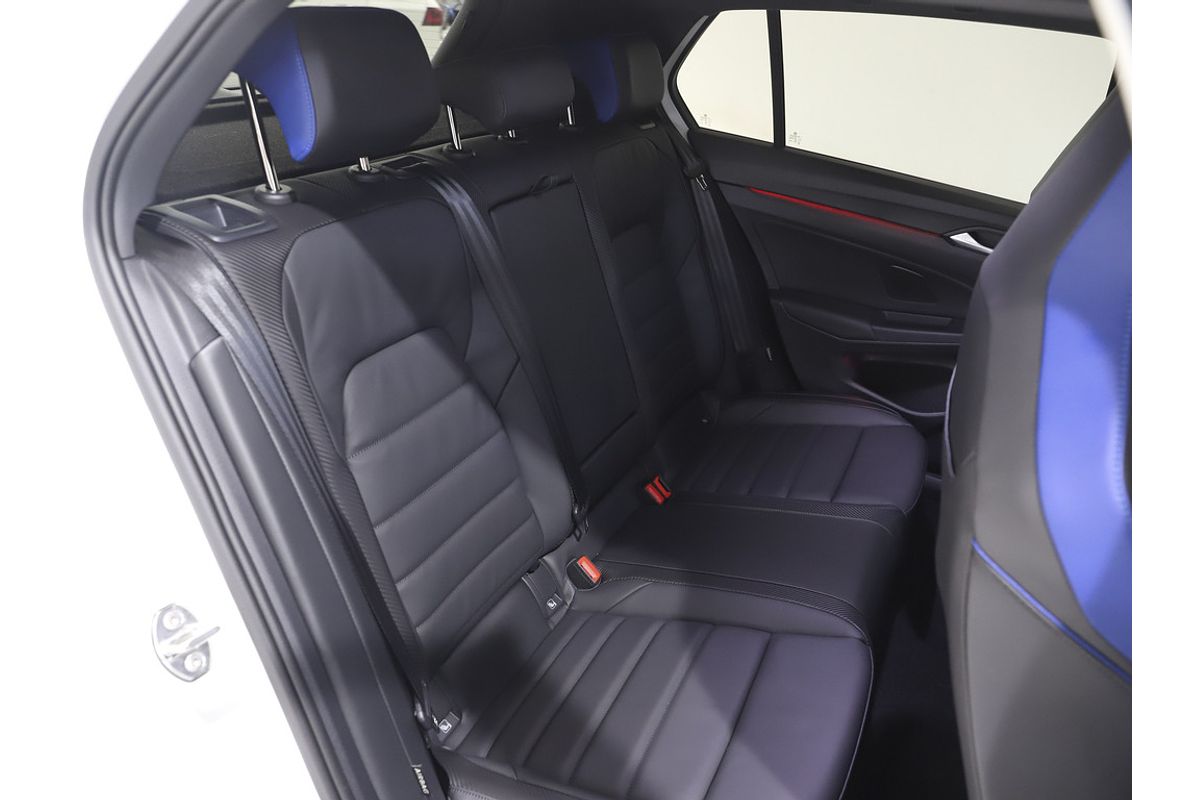 2024 Volkswagen Golf R 8
