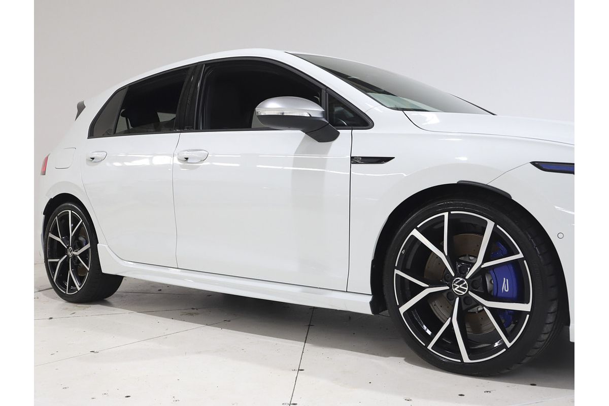 2024 Volkswagen Golf R 8