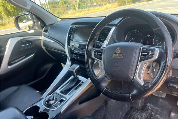 2016 Mitsubishi Pajero Sport GLS QE
