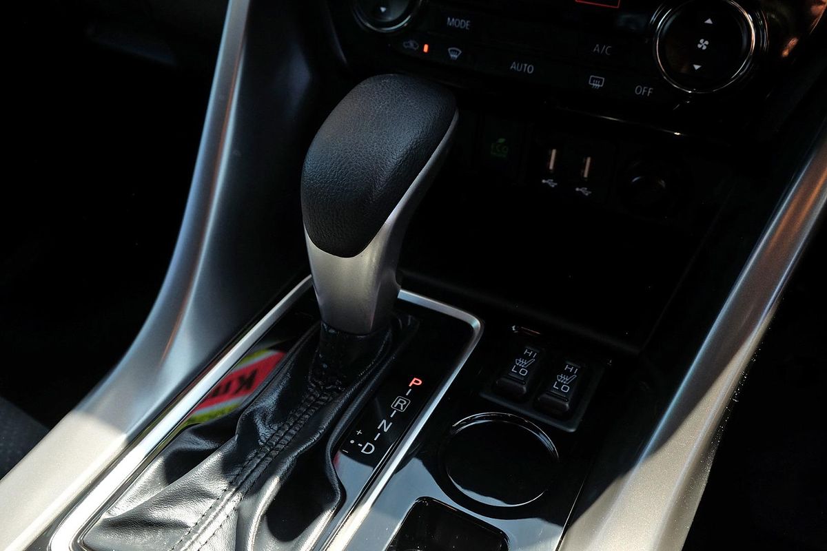2023 Mitsubishi Eclipse Cross LS YB