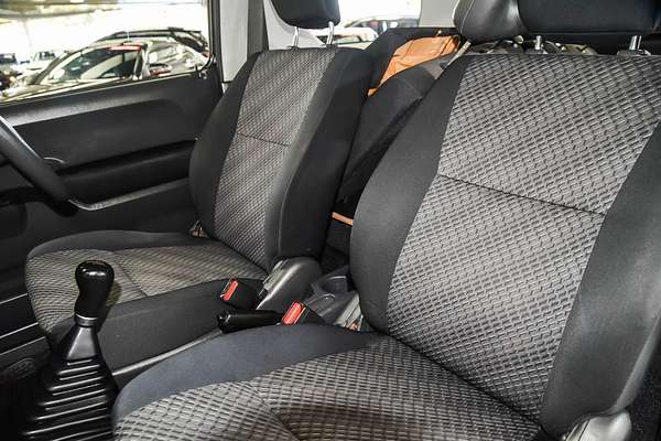2015 Suzuki Jimny Sierra SN413 T6