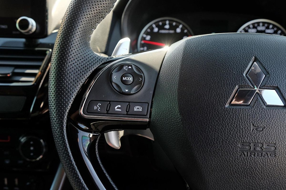 2023 Mitsubishi Eclipse Cross LS YB