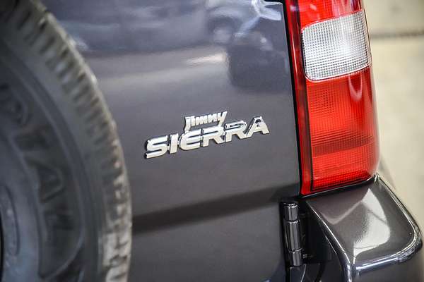 2015 Suzuki Jimny Sierra SN413 T6