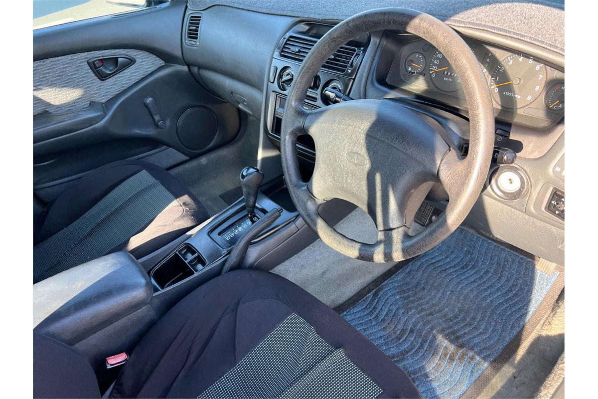 1996 Mitsubishi Magna Executive TE
