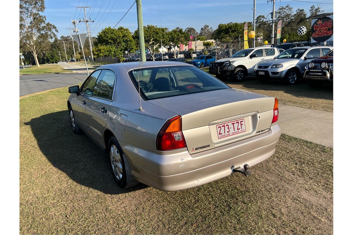 1996 Mitsubishi Magna Executive TE