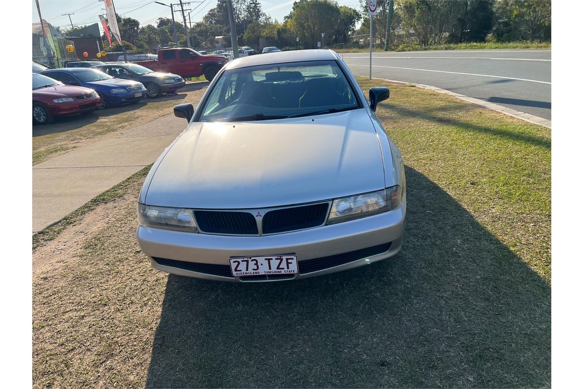 1996 Mitsubishi Magna Executive TE