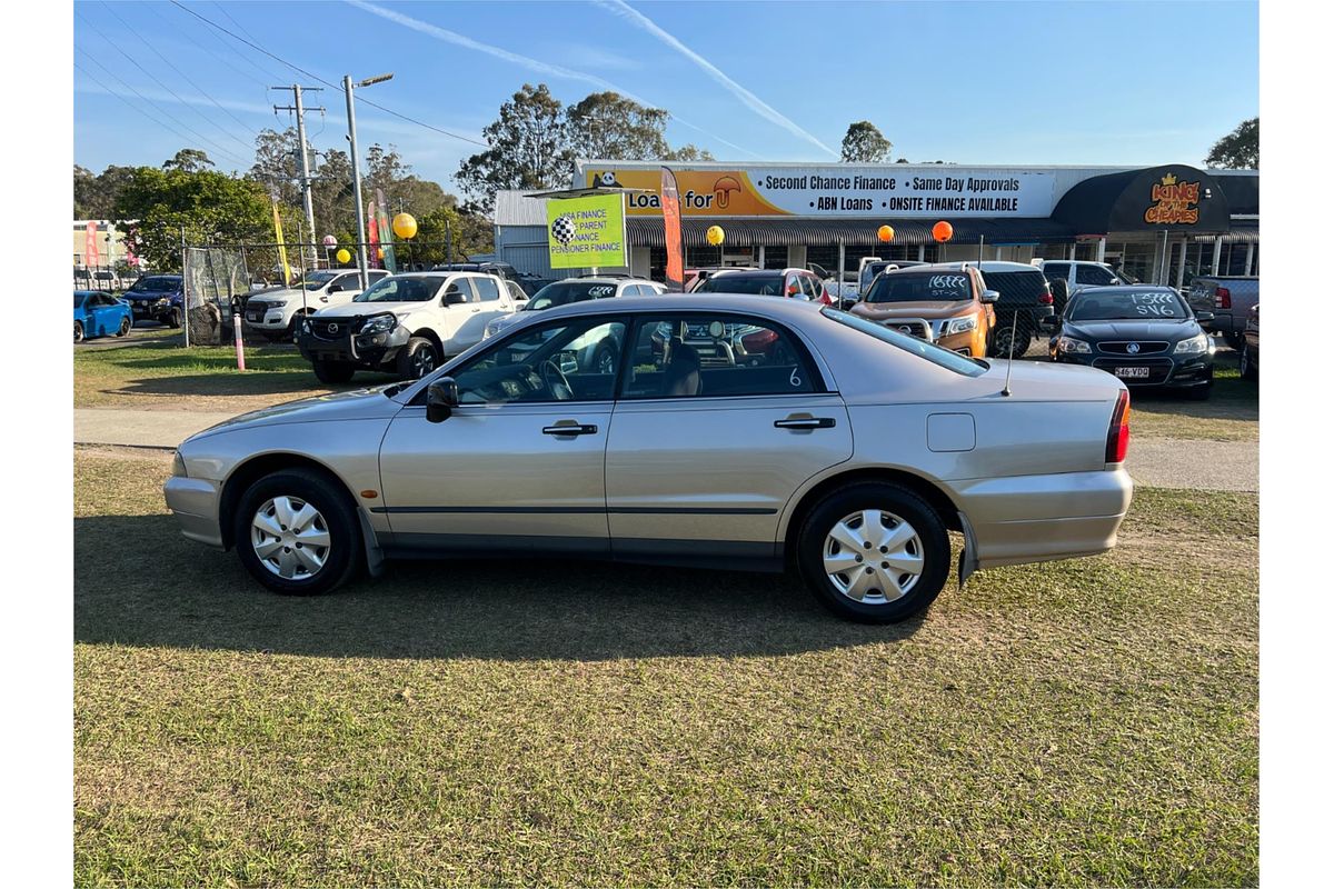 1996 Mitsubishi Magna Executive TE