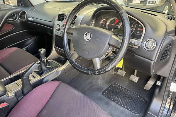 2005 Holden Commodore SV6 VZ