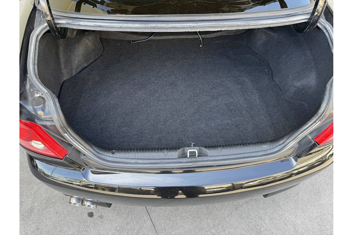 2005 Holden Commodore SV6 VZ