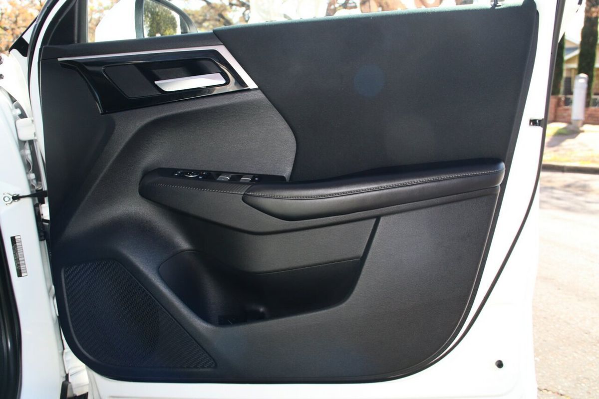 2022 Mitsubishi Outlander ES ZM