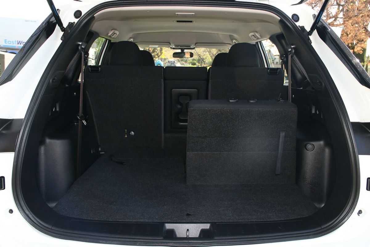 2022 Mitsubishi Outlander ES ZM