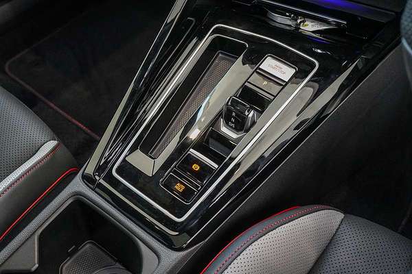 2025 Volkswagen Golf GTI 8.5