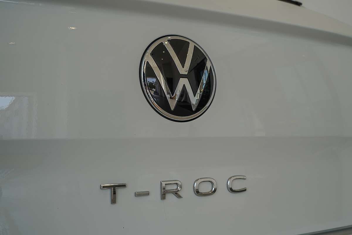 2025 Volkswagen T-Roc 110TSI Style D11
