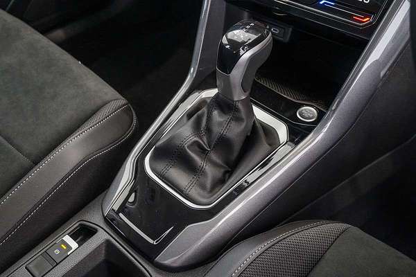 2025 Volkswagen T-Roc 110TSI Style D11