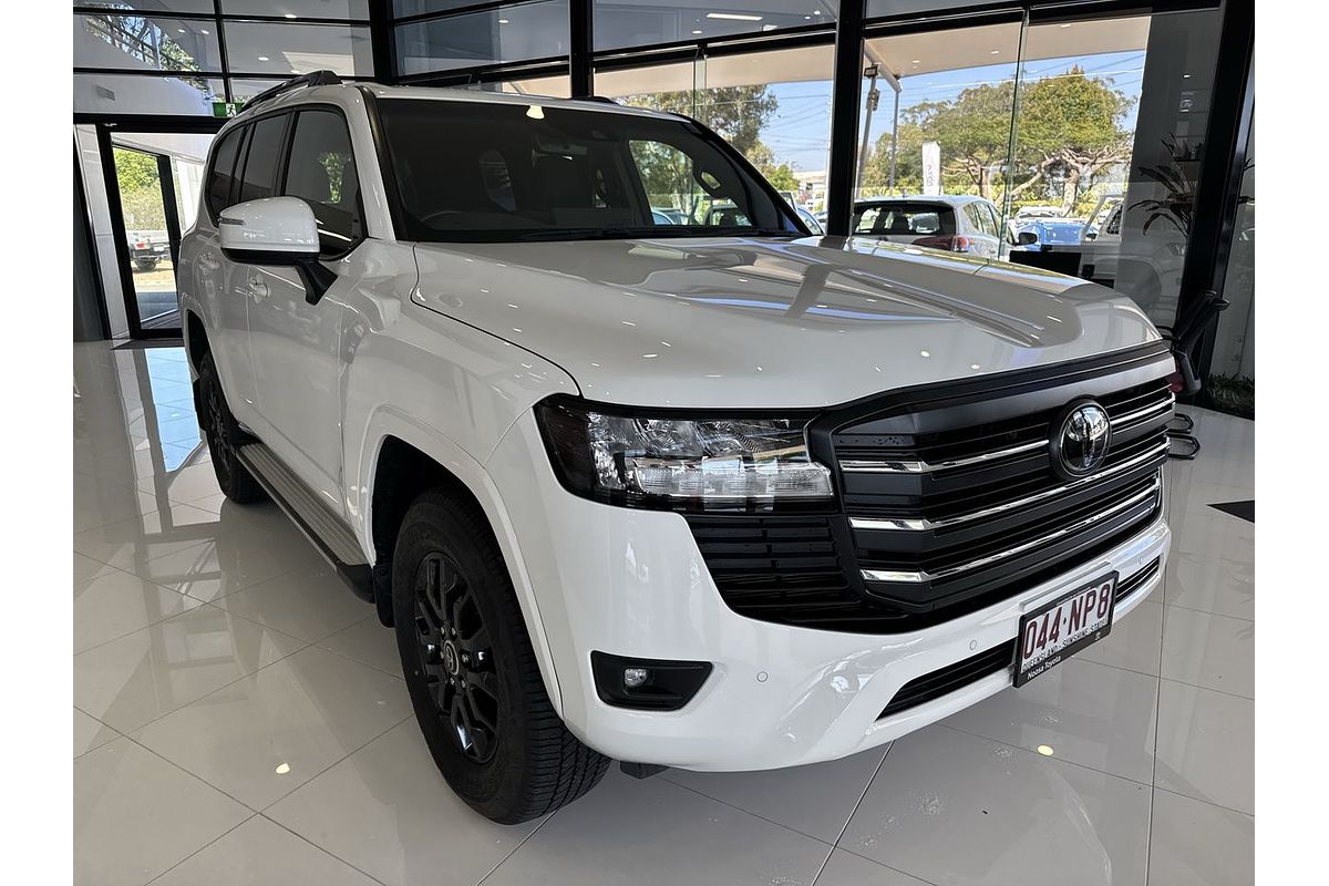 2023 Toyota Landcruiser GXL FJA300R