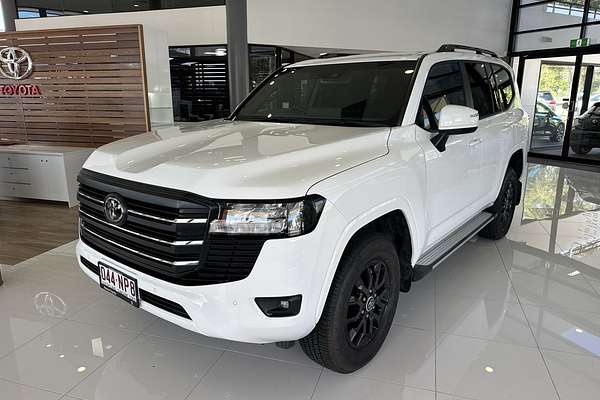 2023 Toyota Landcruiser GXL FJA300R