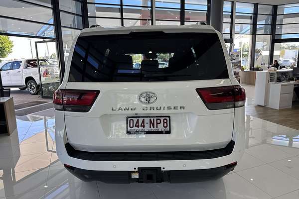 2023 Toyota Landcruiser GXL FJA300R