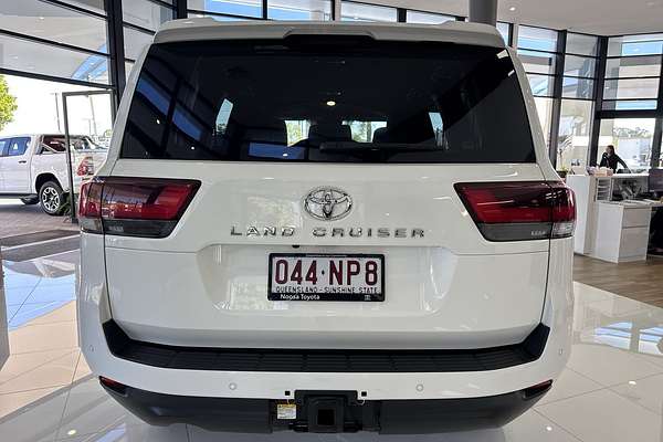 2023 Toyota Landcruiser GXL FJA300R
