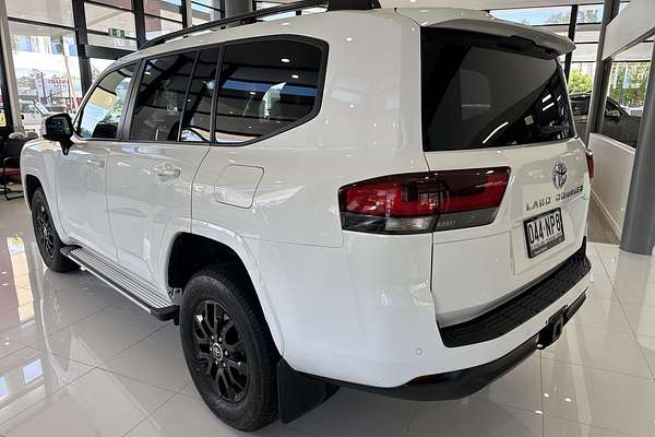 2023 Toyota Landcruiser GXL FJA300R